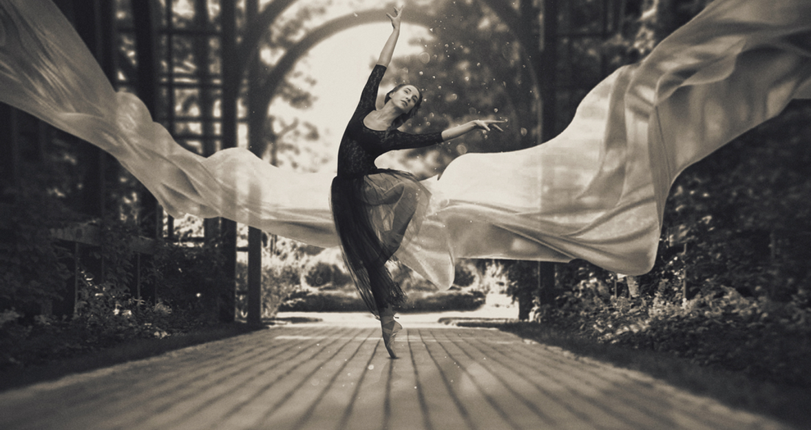 Frozen in Time: Exploring the Magic of Dance Photography