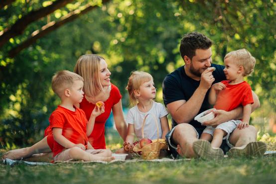 Summer Family Picture Outfits Inspiration For Every Look