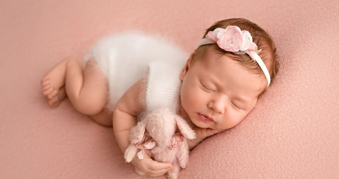 Newborn Photoshoot Ideas For Memorable Moments
