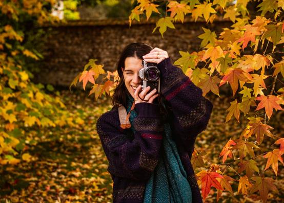 October Photoshoot Ideas: Inspiration For Your Fall Photos