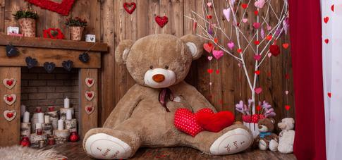 Valentine's Day Backdrop Ideas To Set The Mood For Love
