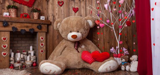 Valentine's Day Backdrop Ideas To Set The Mood For Love
