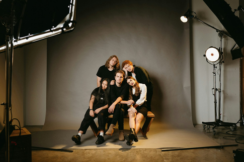 Group Photo Ideas: How To Make Every Group Photo Special