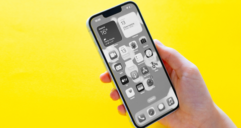 How To Make iPhone Black And White In A Few Taps