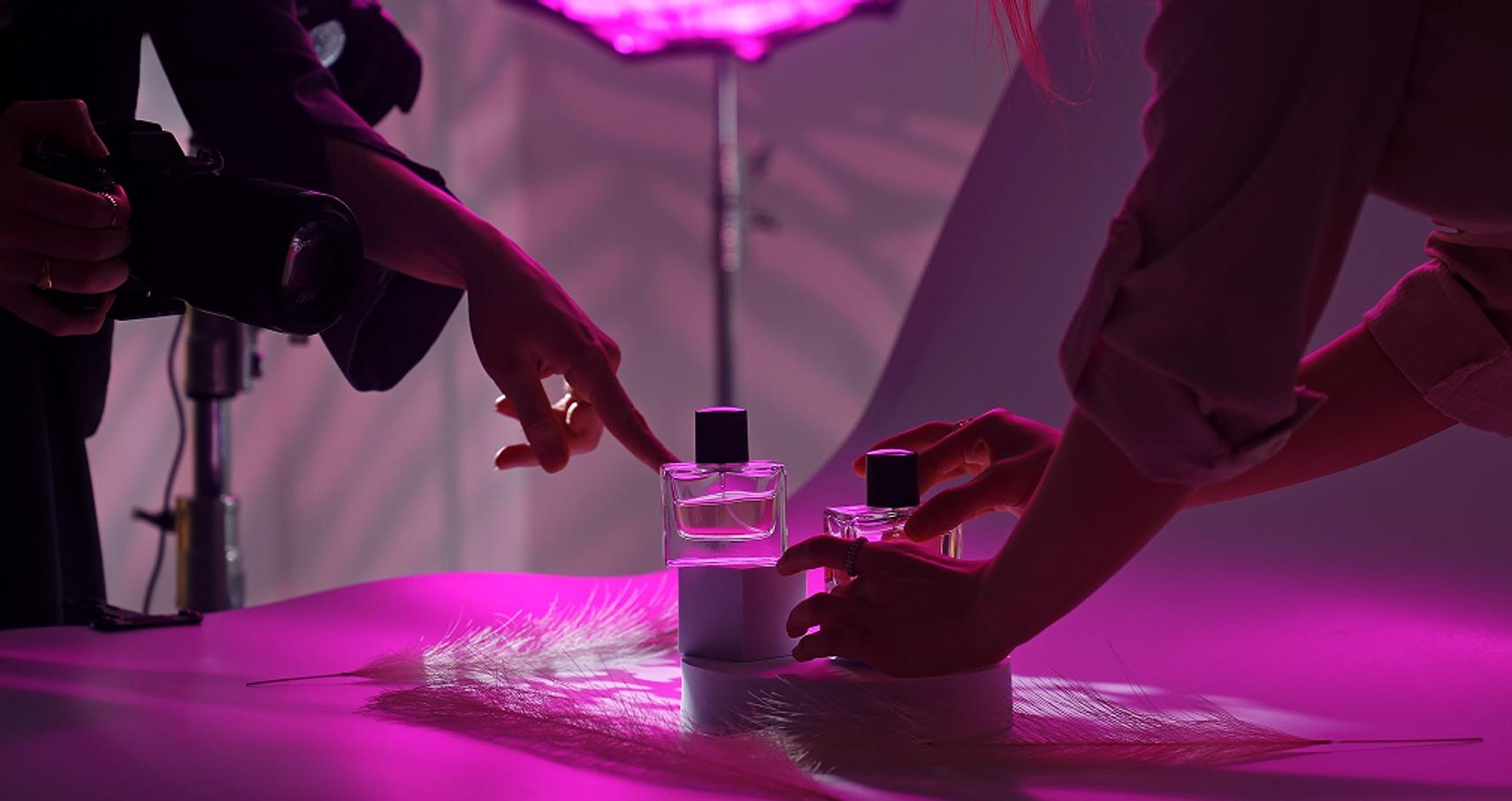 Fotografia di Profumi: Come Catturare l’Essenza di una Fragranza