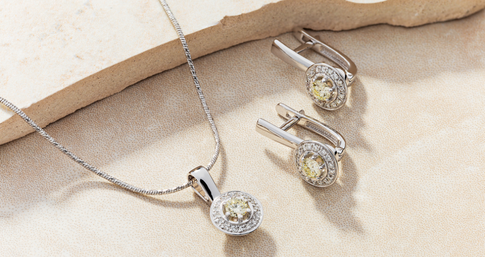 Stand-Out Jewelry Photography Ideas To Capture The Sparkle