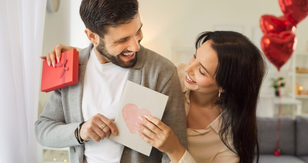 Valentine's Day Card Ideas That Spark Genuine Smiles