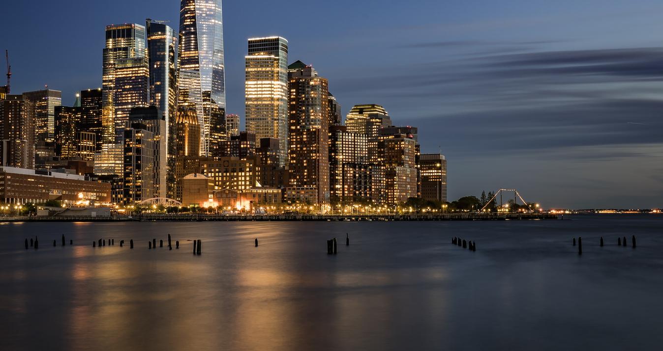 Blue Hour Cityscapes: a step-by-step-guide