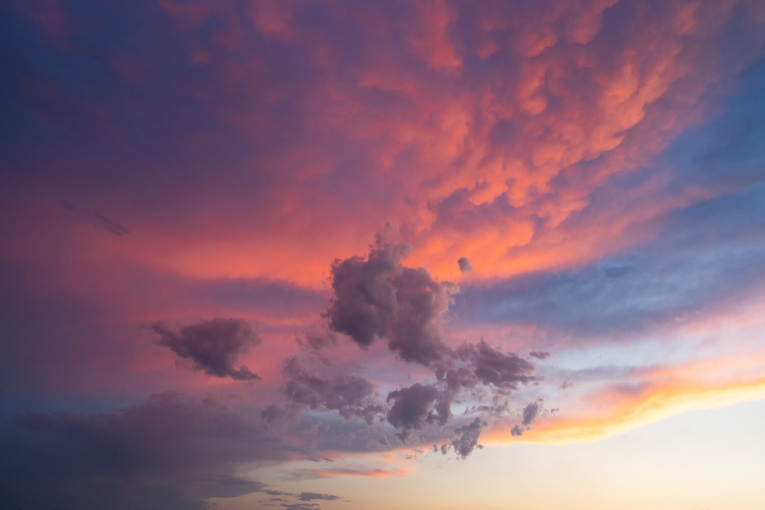 Vibrant Sunrise and Sunset Skies | Luminar Marketplace(54)