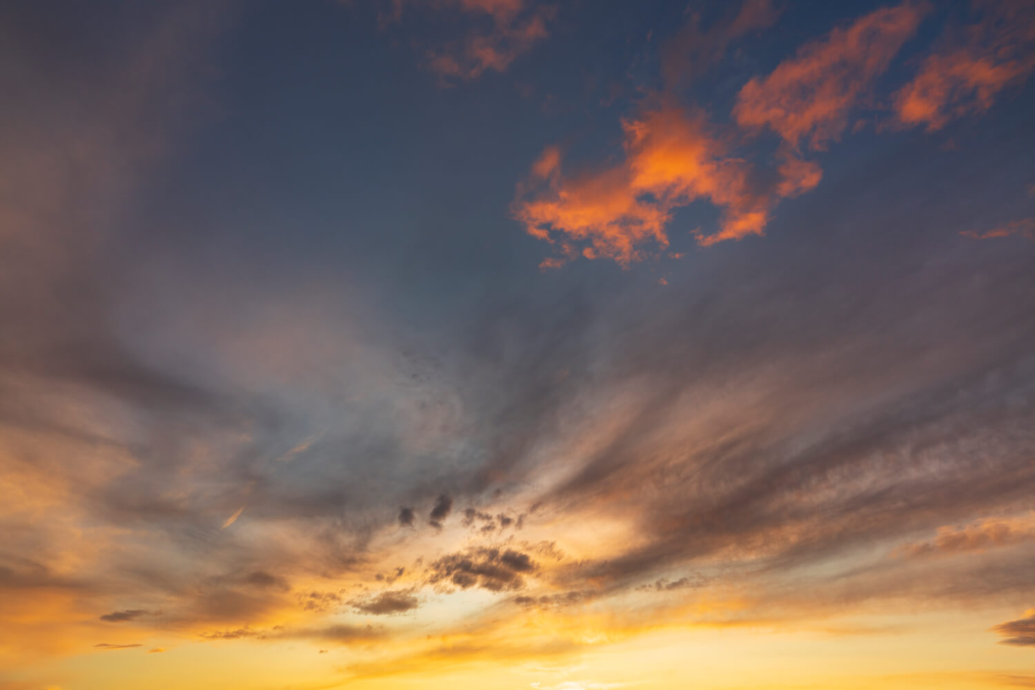 Vibrant Sunrise and Sunset Skies | Luminar Marketplace(57)