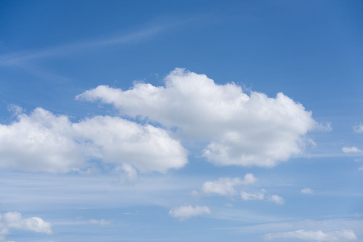 Puffy Dutch Clouds Skies(56)