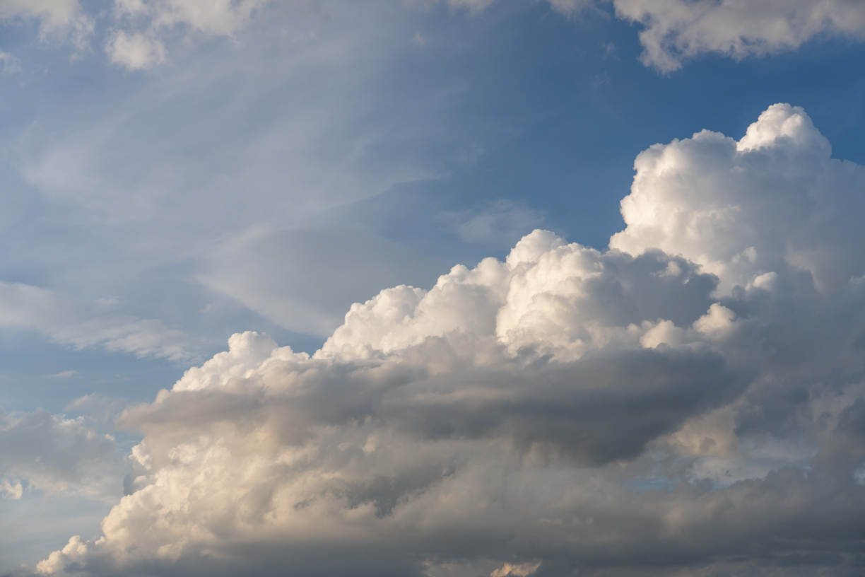 Puffy Dutch Clouds Skies(65)