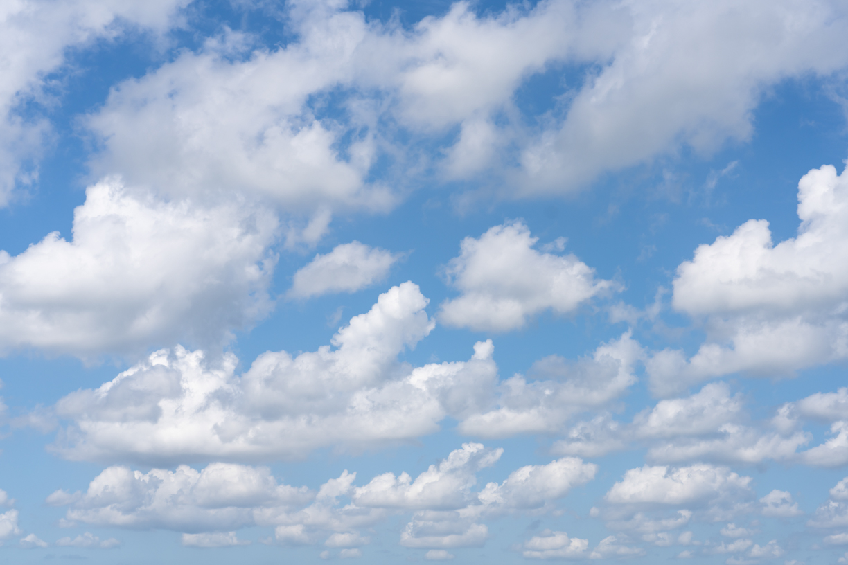 Puffy Dutch Clouds Skies(66)