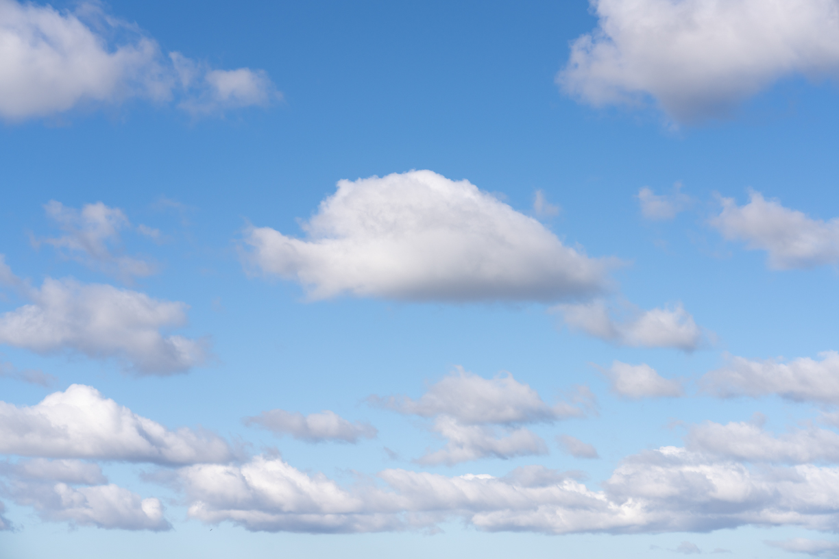 Puffy Dutch Clouds Skies(69)