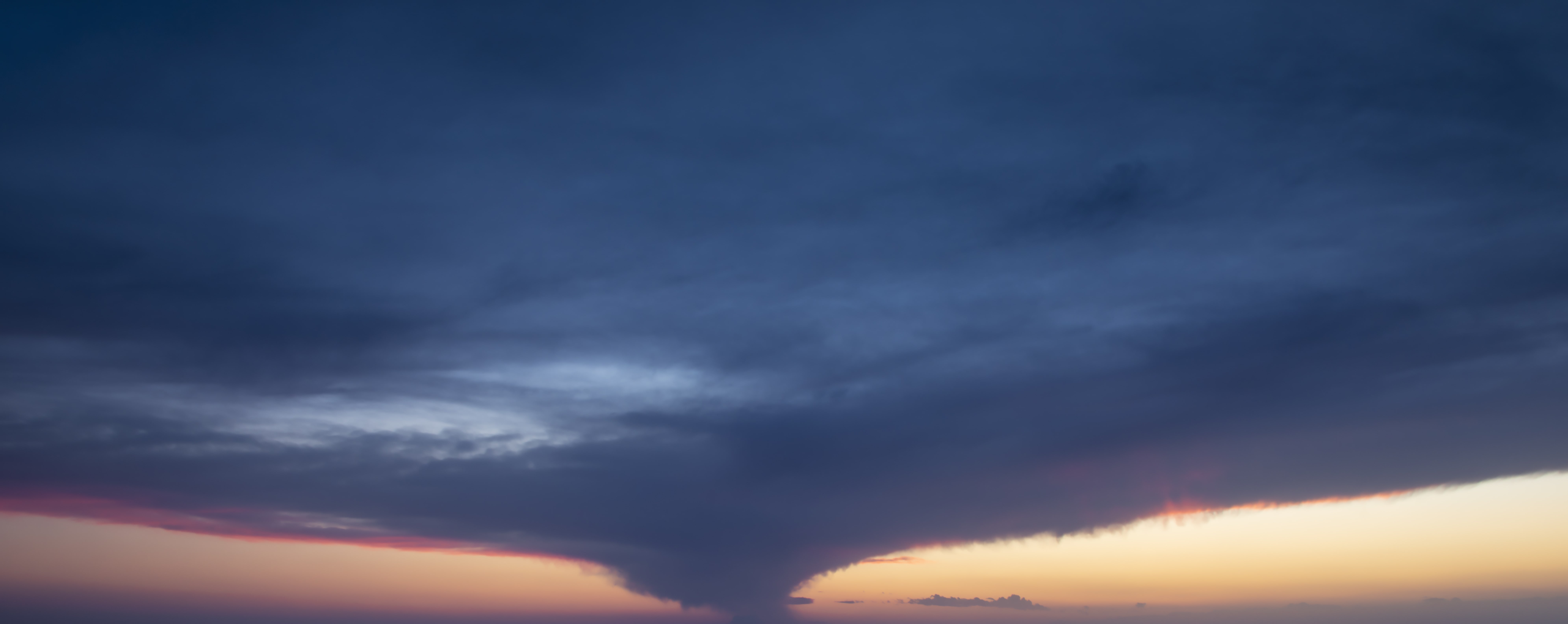 Fire Horizons | Luminar Marketplace(53)