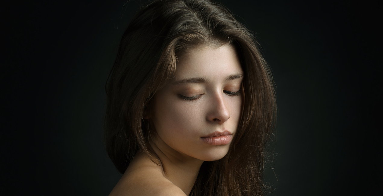 Studio Light -  Add Lighting to Portrait Photos | Luminar Neo(42)