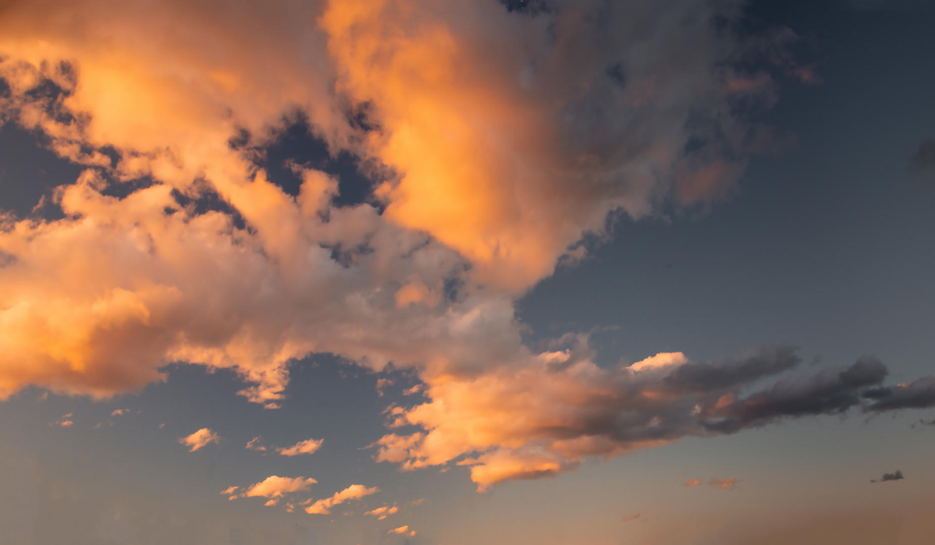 Summer Sky Wonders | Luminar Marketplace(52)