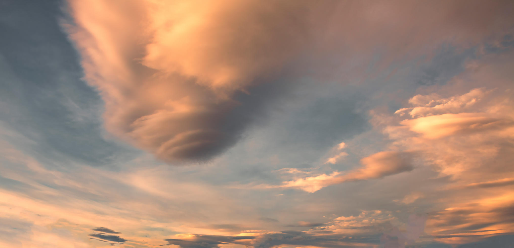 Summer Sky Wonders | Luminar Marketplace(56)