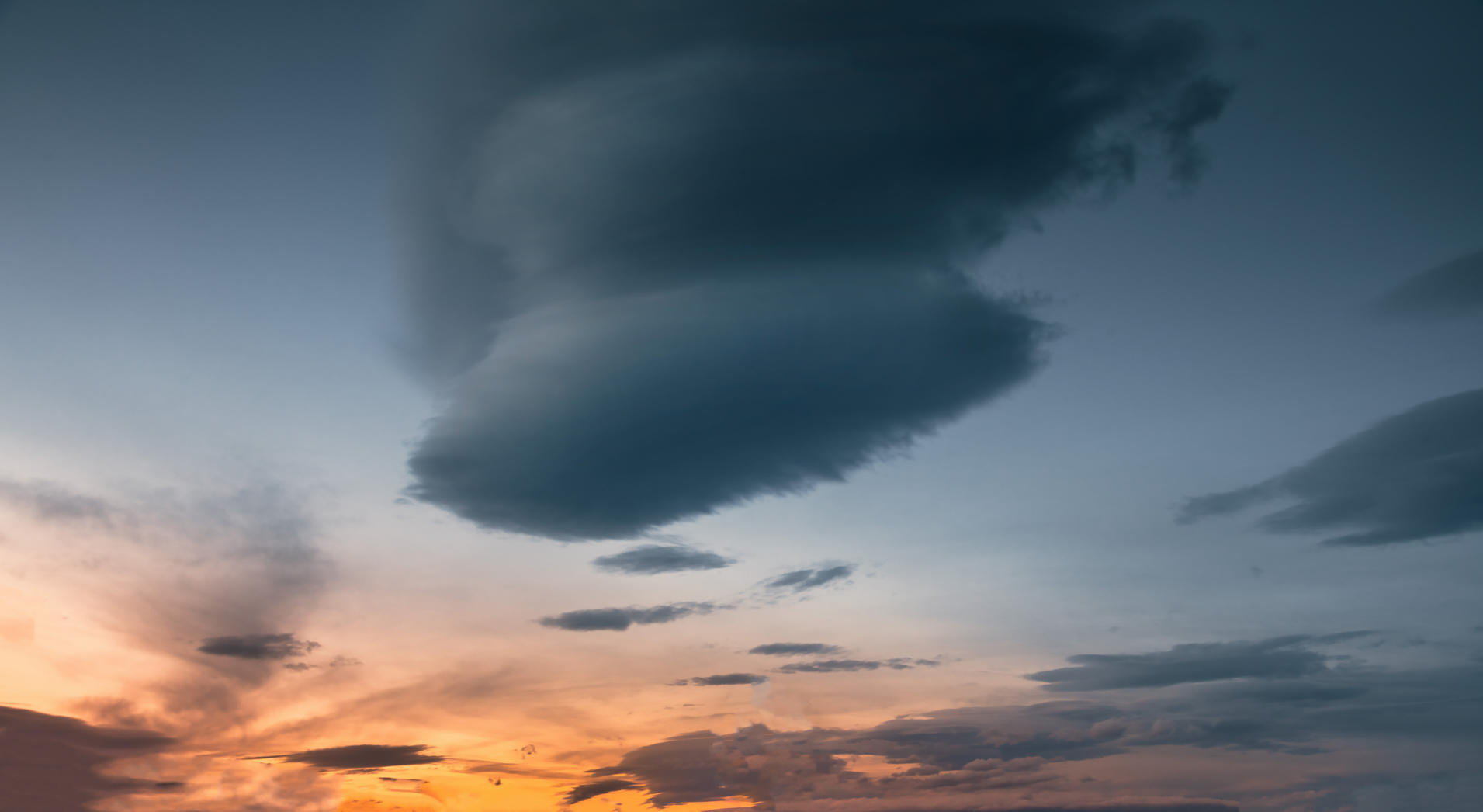 Summer Sky Wonders | Luminar Marketplace(57)