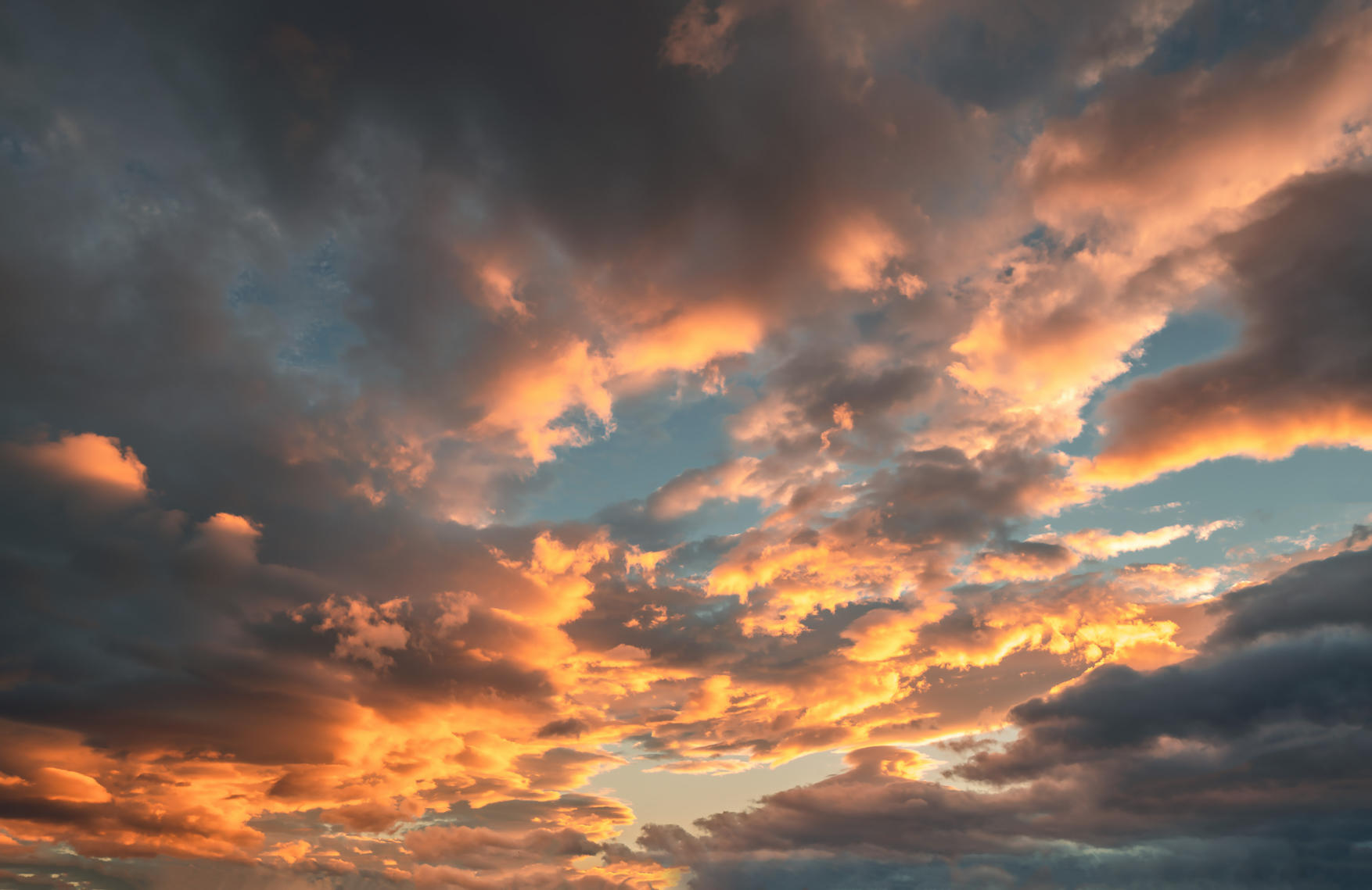 Summer Sky Wonders | Luminar Marketplace(64)