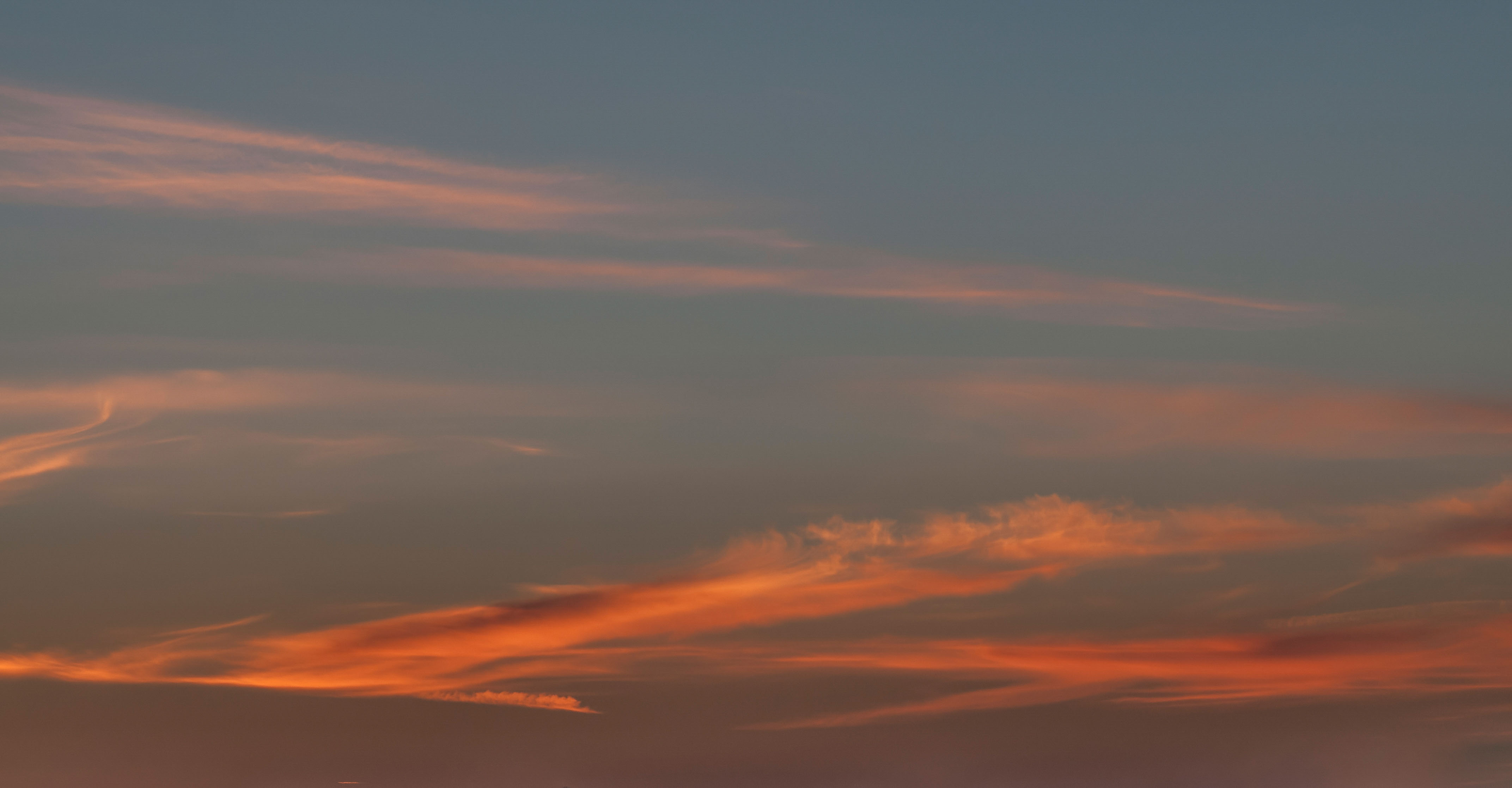 Dramatic Mountain Skies(54)