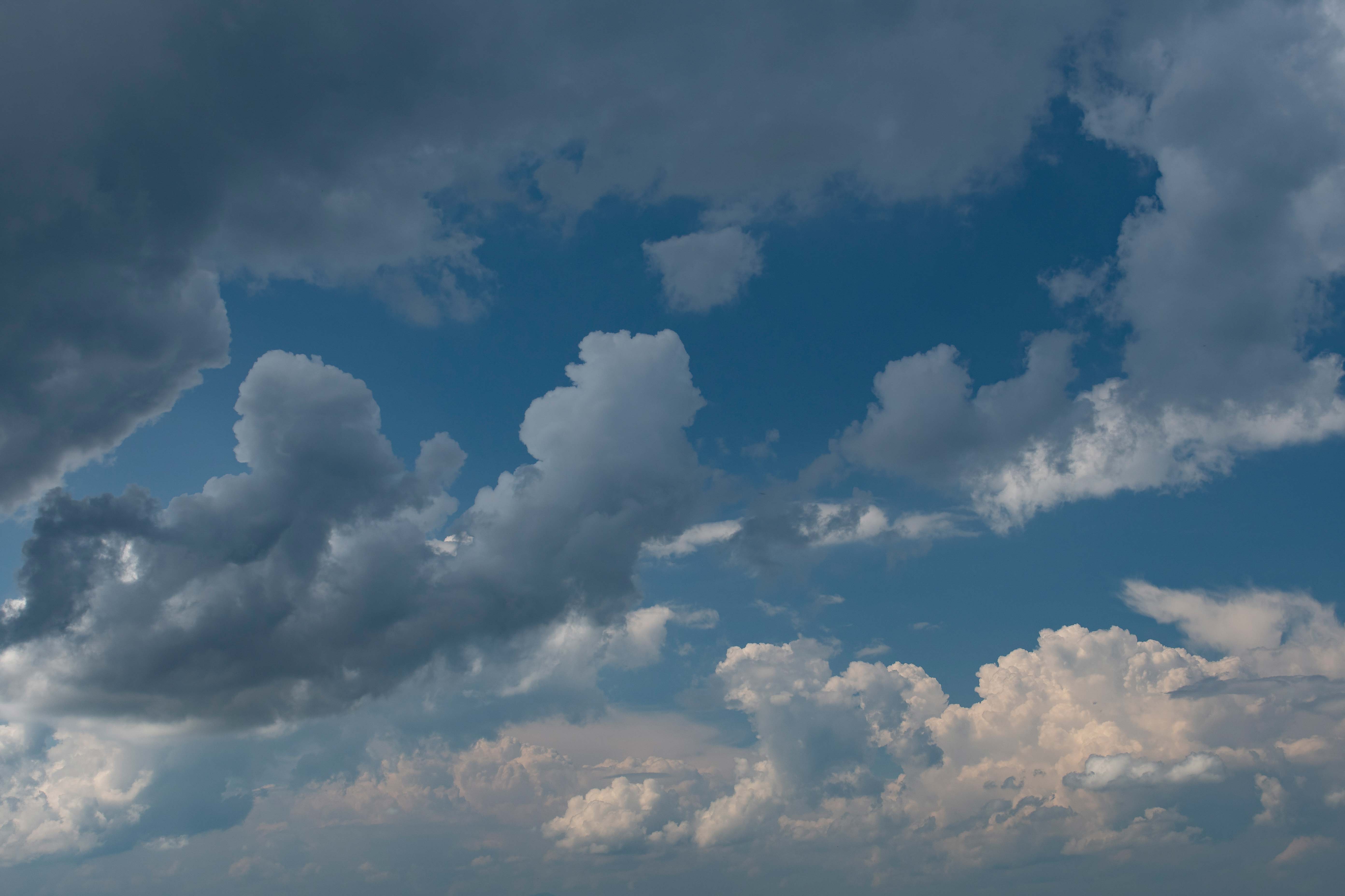 Dramatic Mountain Skies(68)