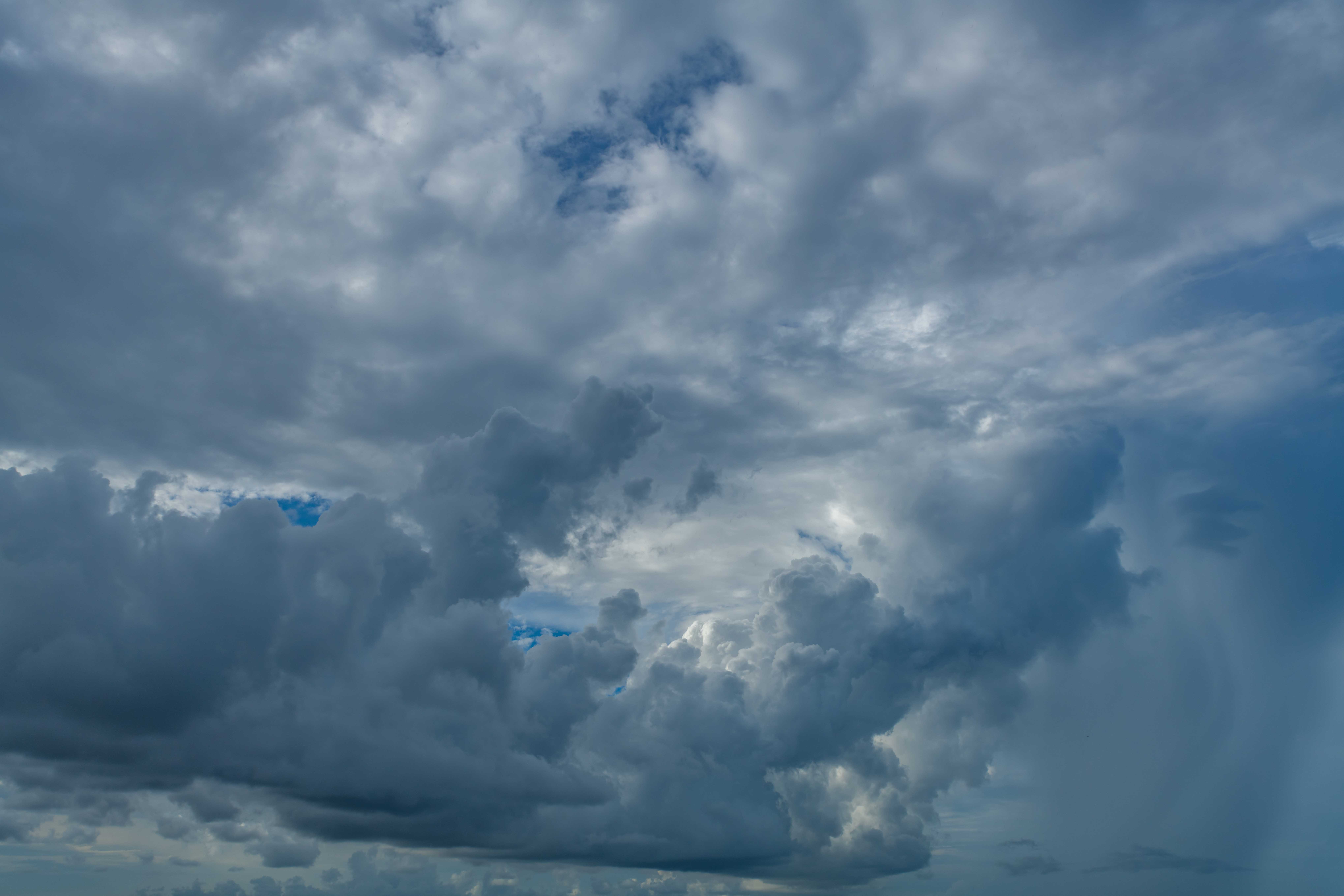 Dramatic Overcast Skies(60)