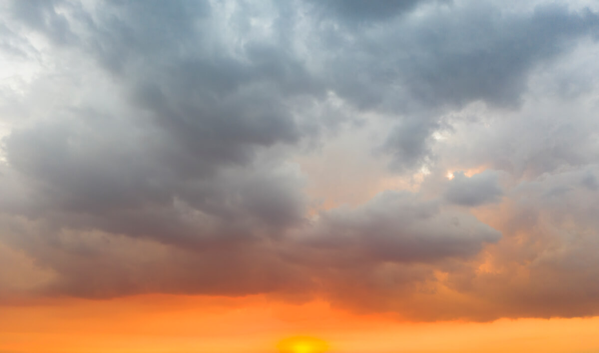 Burning Skies | Luminar Marketplace(49)