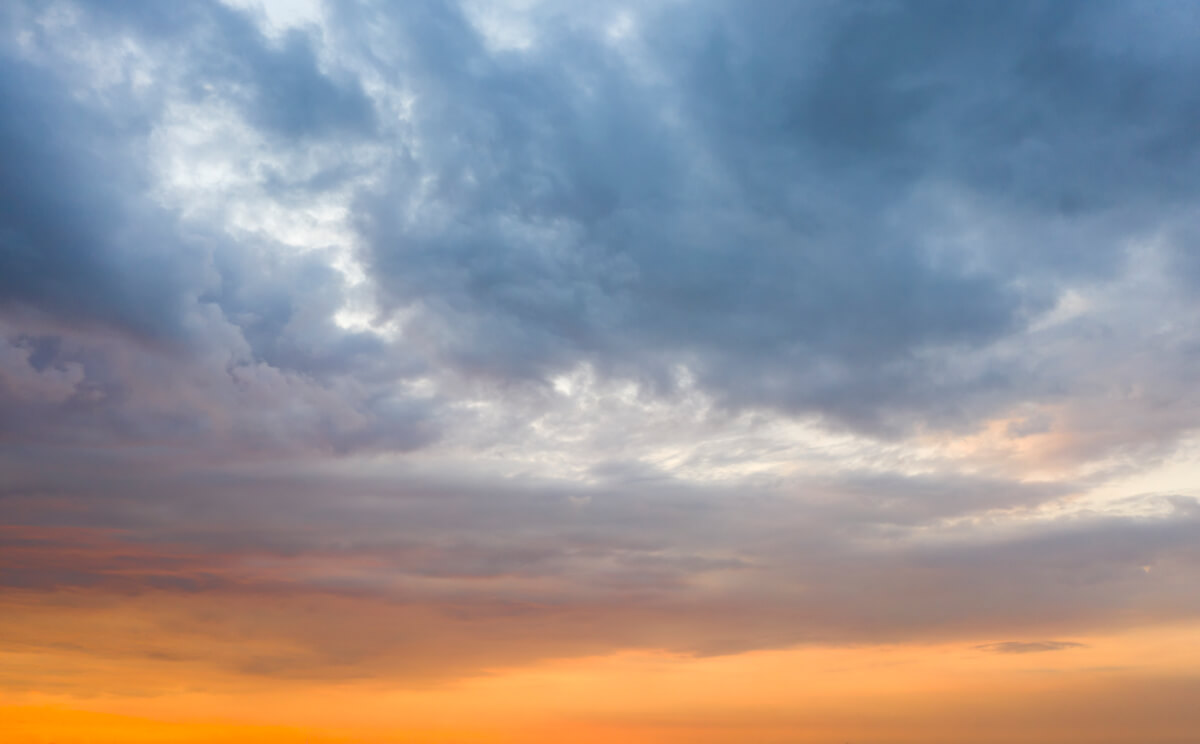 Burning Skies | Luminar Marketplace(53)