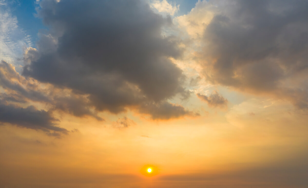 Burning Skies | Luminar Marketplace(56)