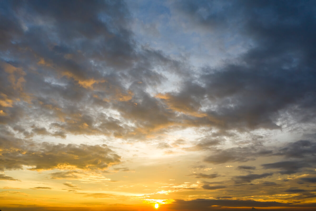 Burning Skies | Luminar Marketplace(58)