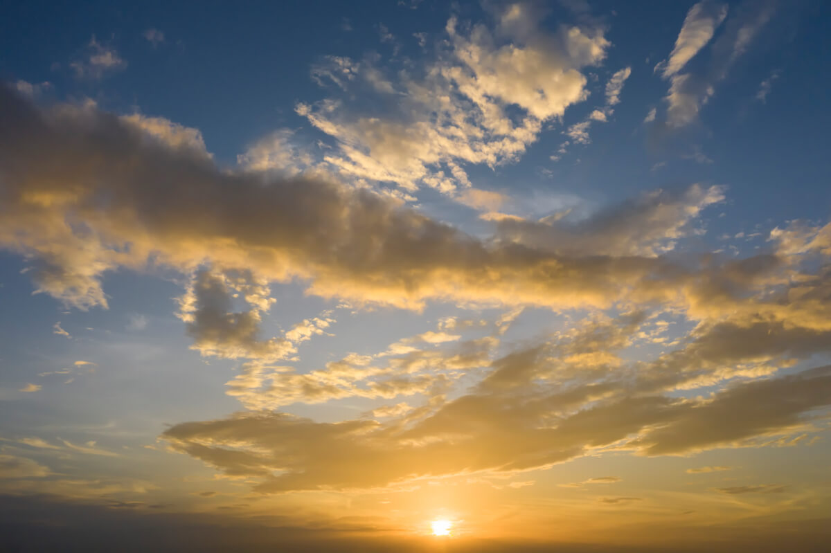 Burning Skies | Luminar Marketplace(63)