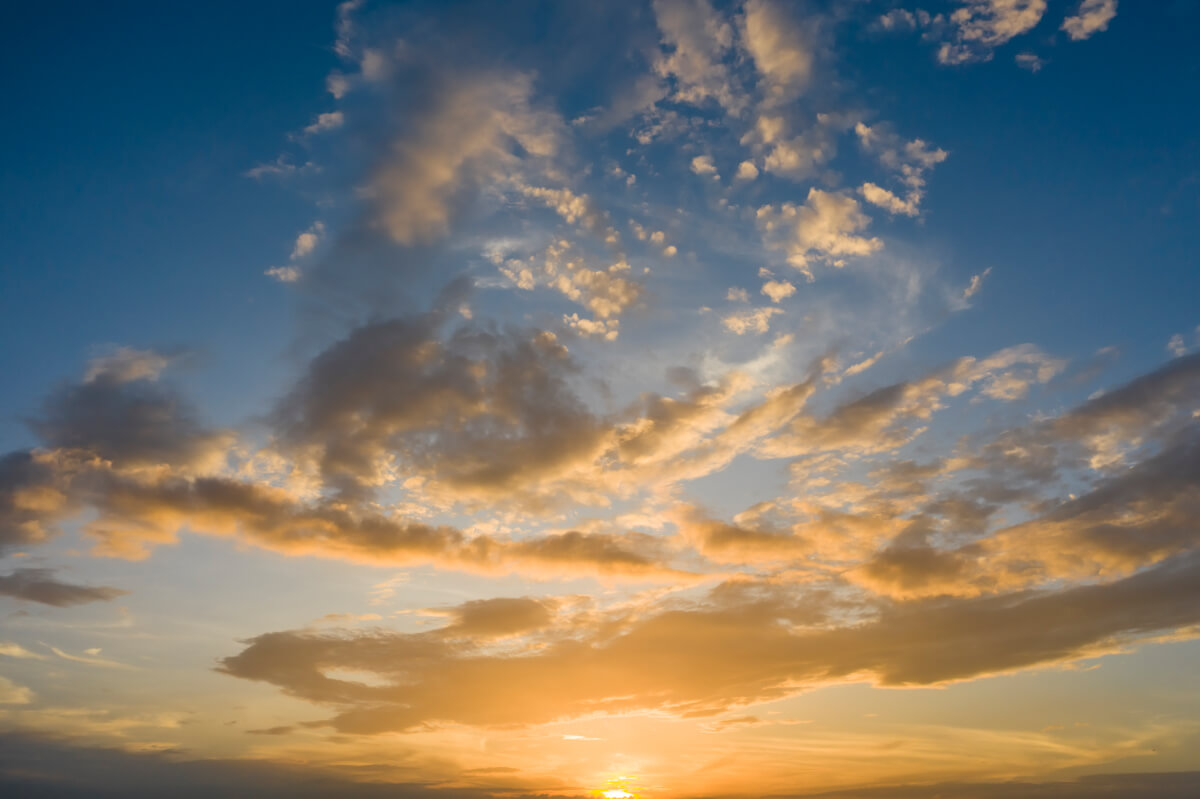 Burning Skies | Luminar Marketplace(65)