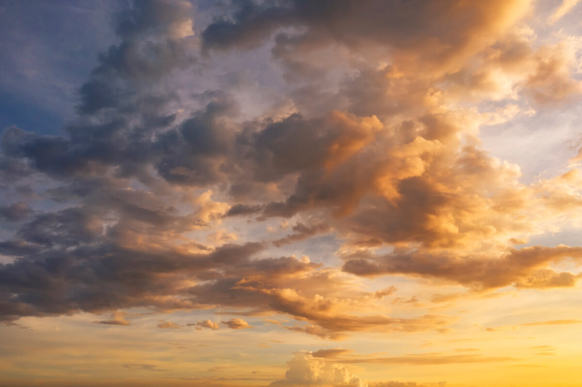 Burning Skies | Luminar Marketplace(66)