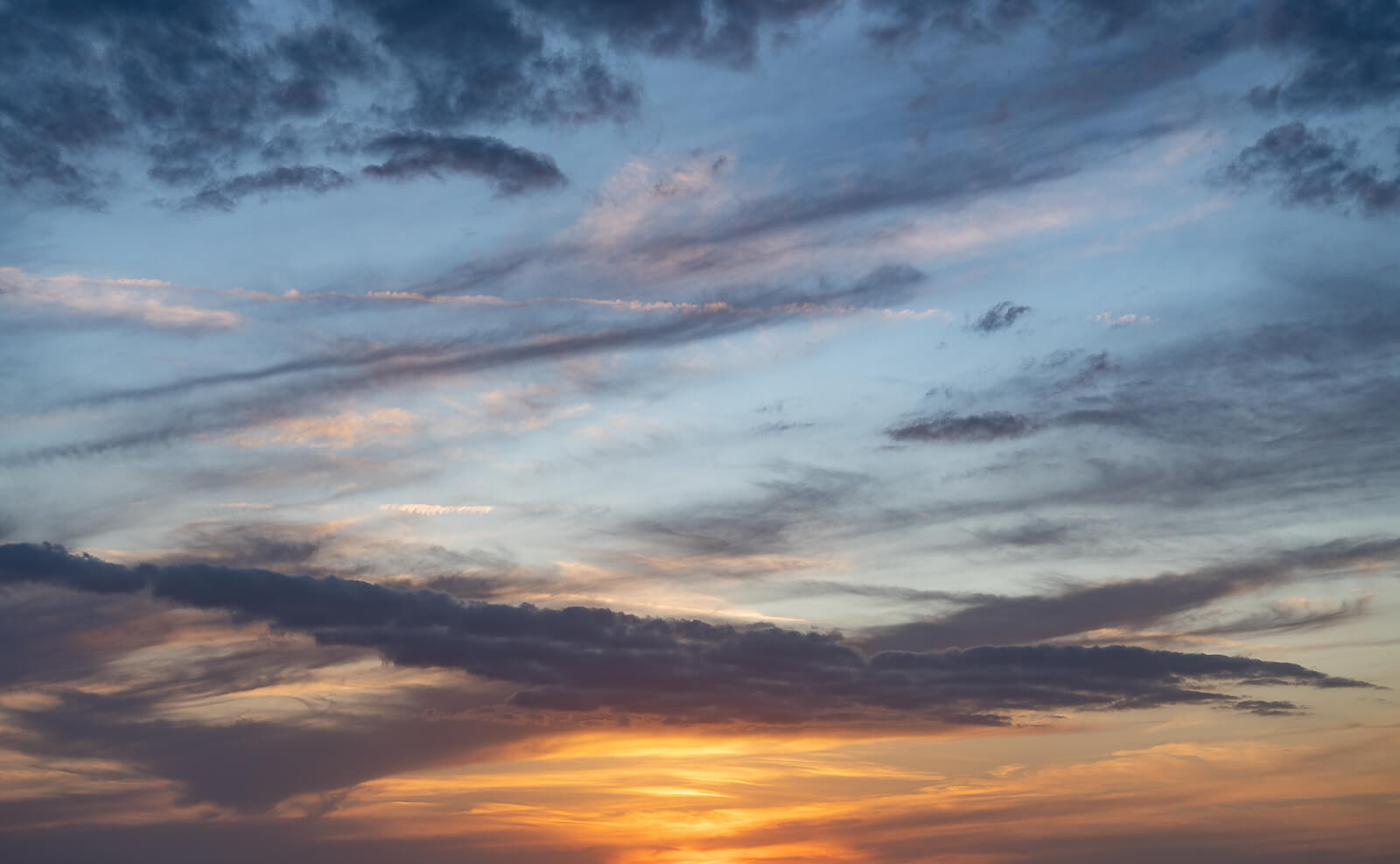 Colorful Tempest | Luminar Marketplace(52)