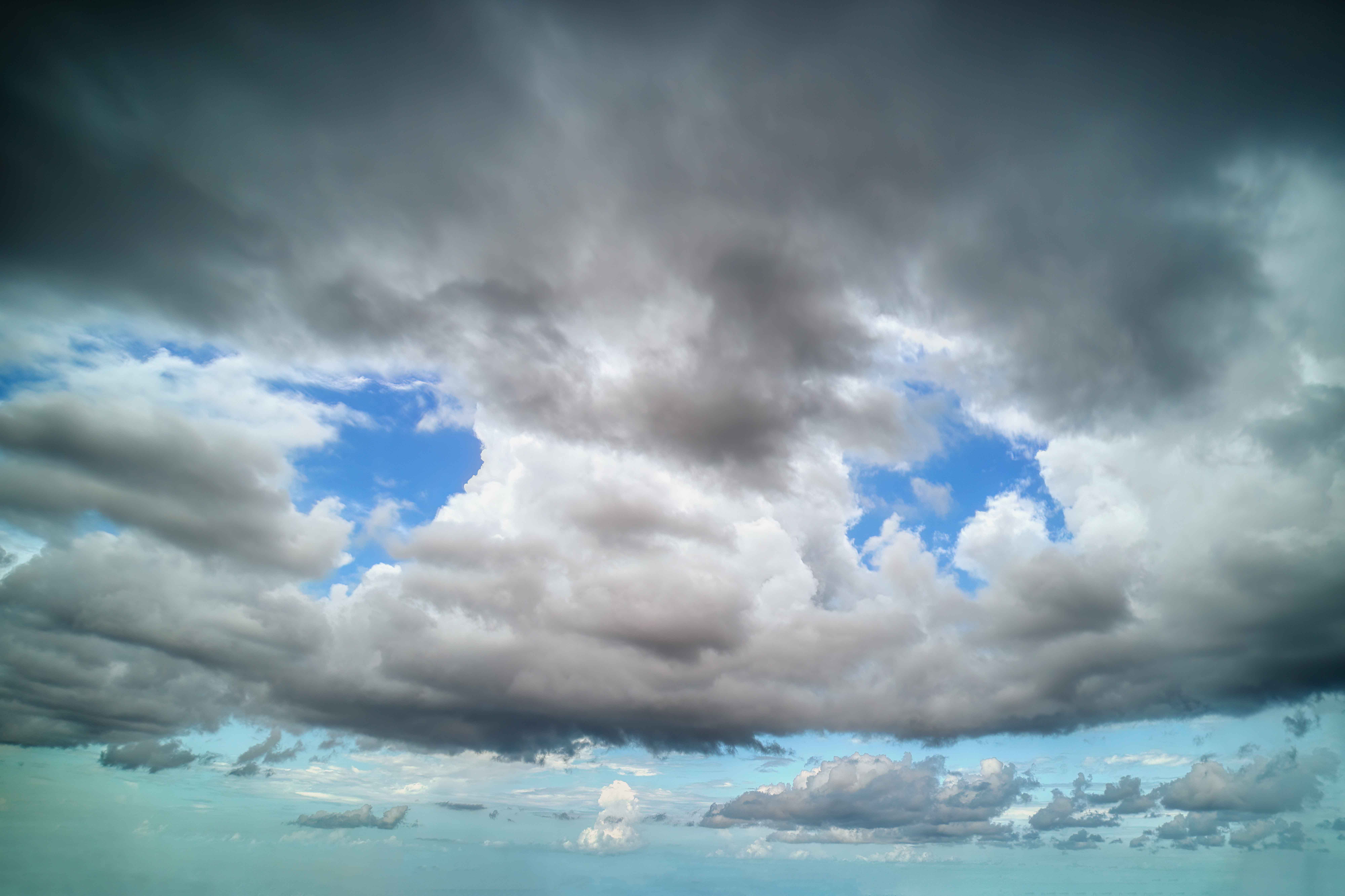 Mysteriously Melodramatic Skies for your photos(61)