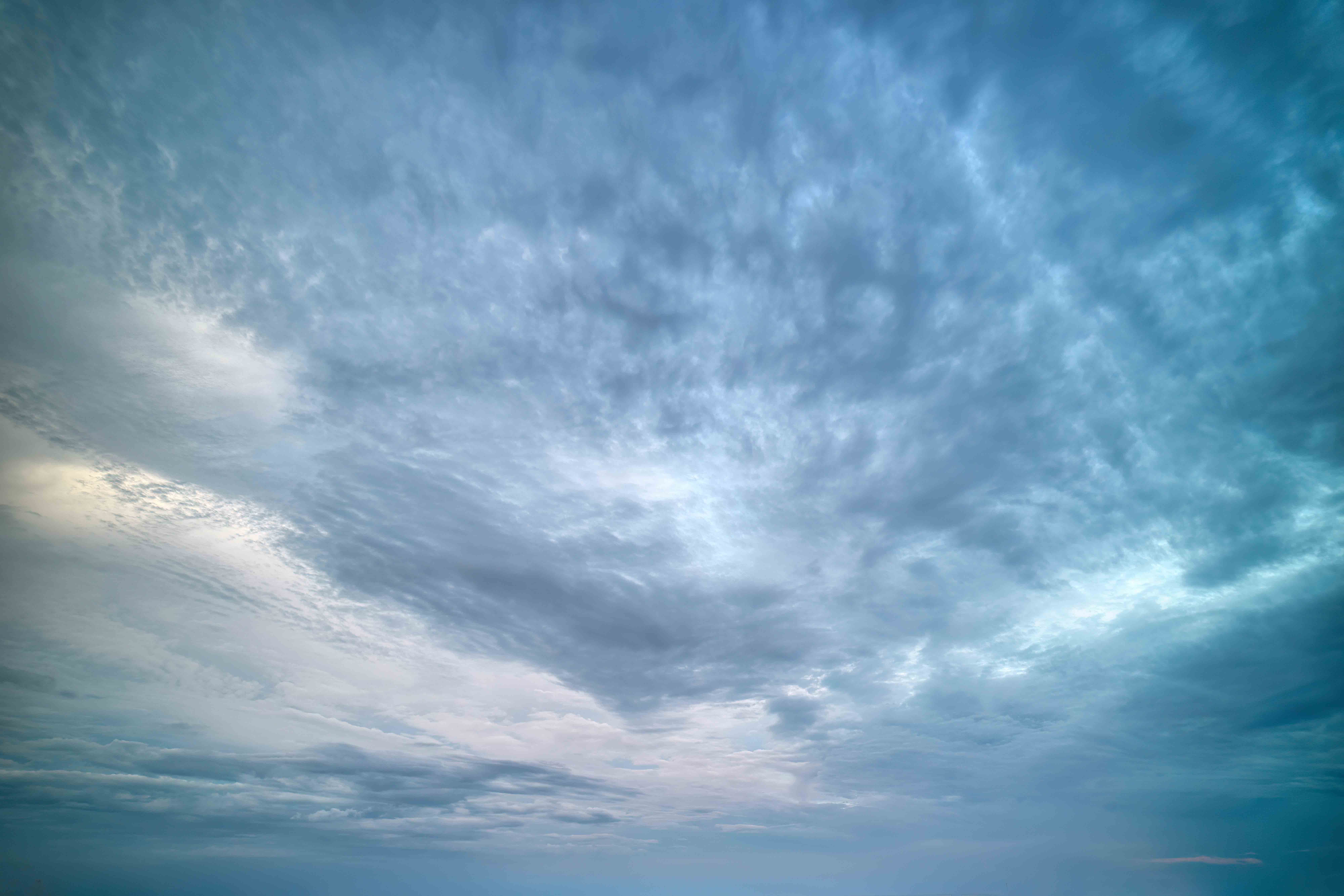 Mysteriously Melodramatic Skies for your photos(66)