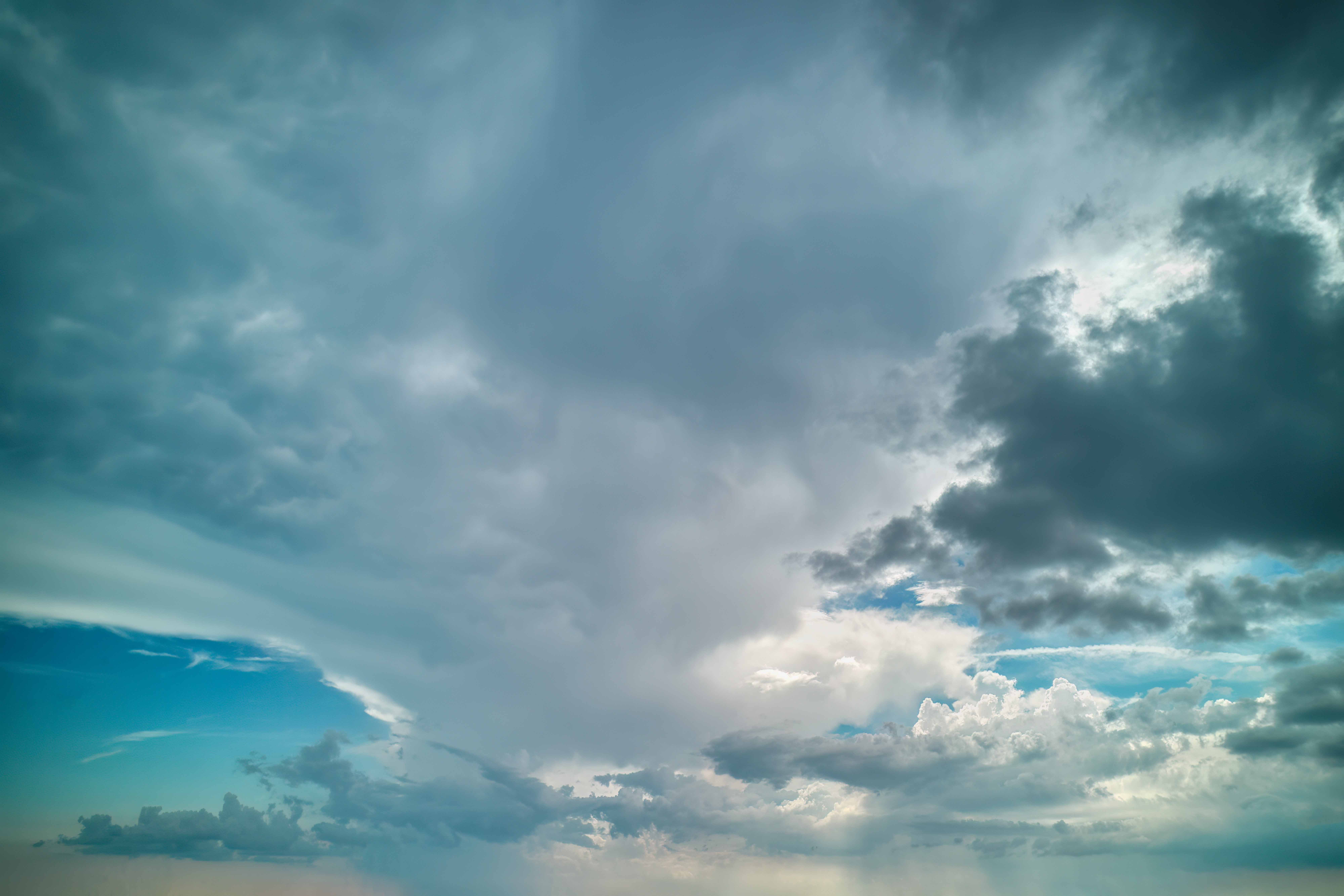 Mysteriously Melodramatic Skies for your photos(68)