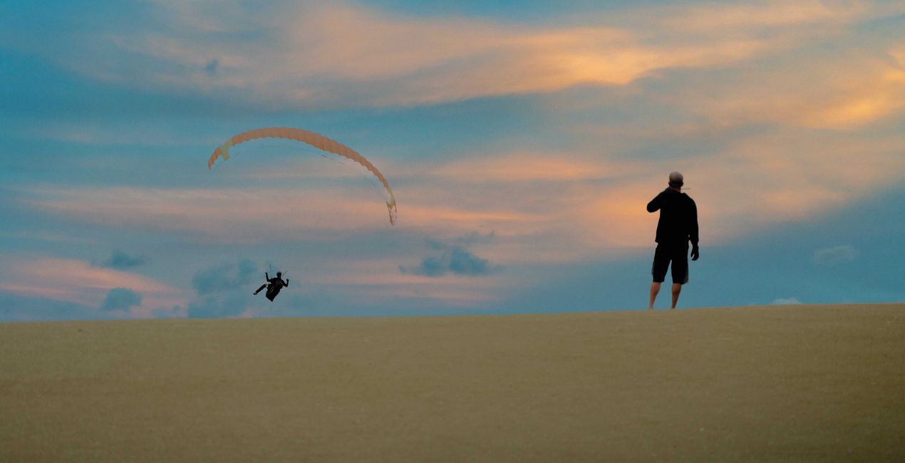 Sapphire Breeze Skies for your photographs(49)