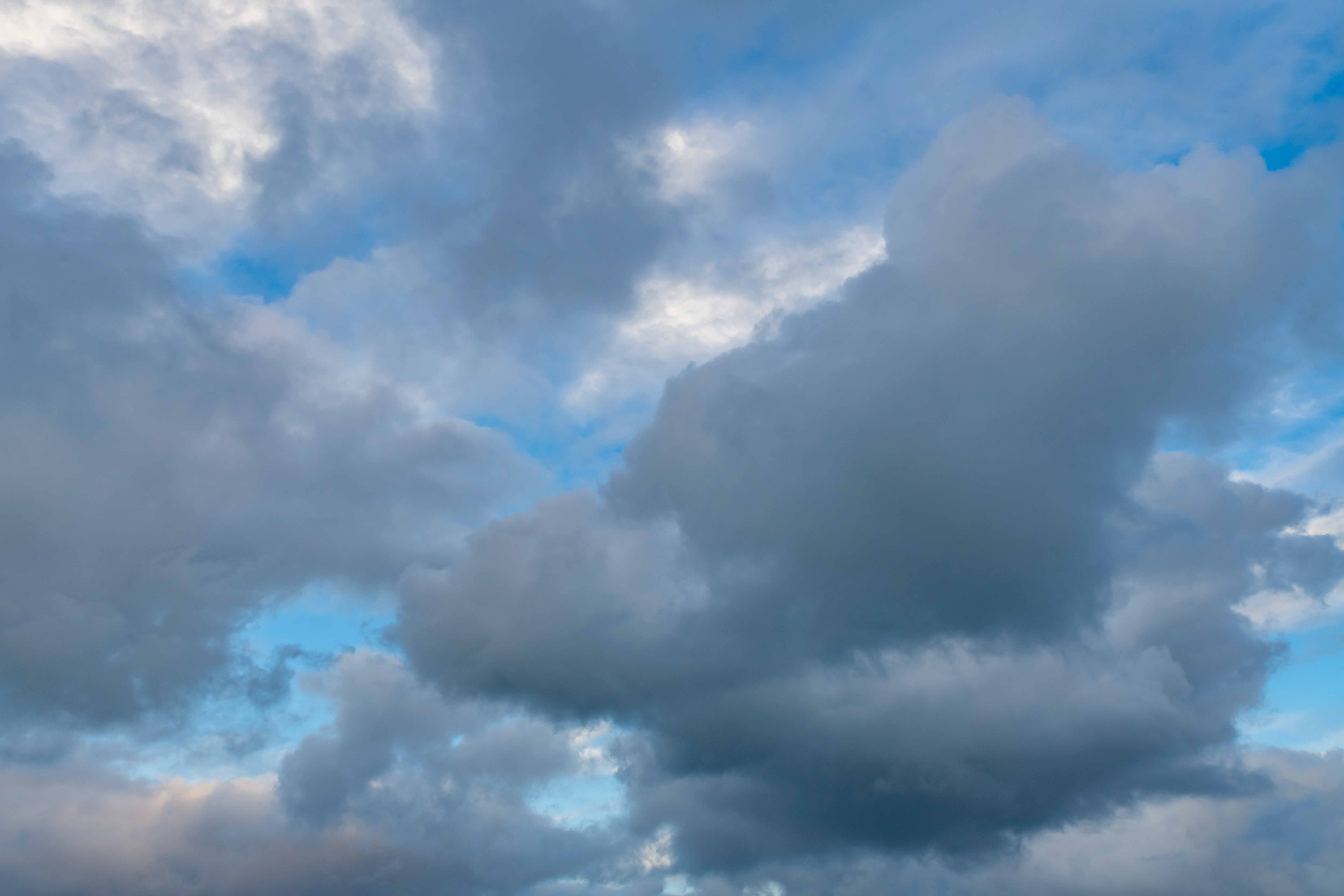 Sapphire Breeze Skies for your photographs(53)