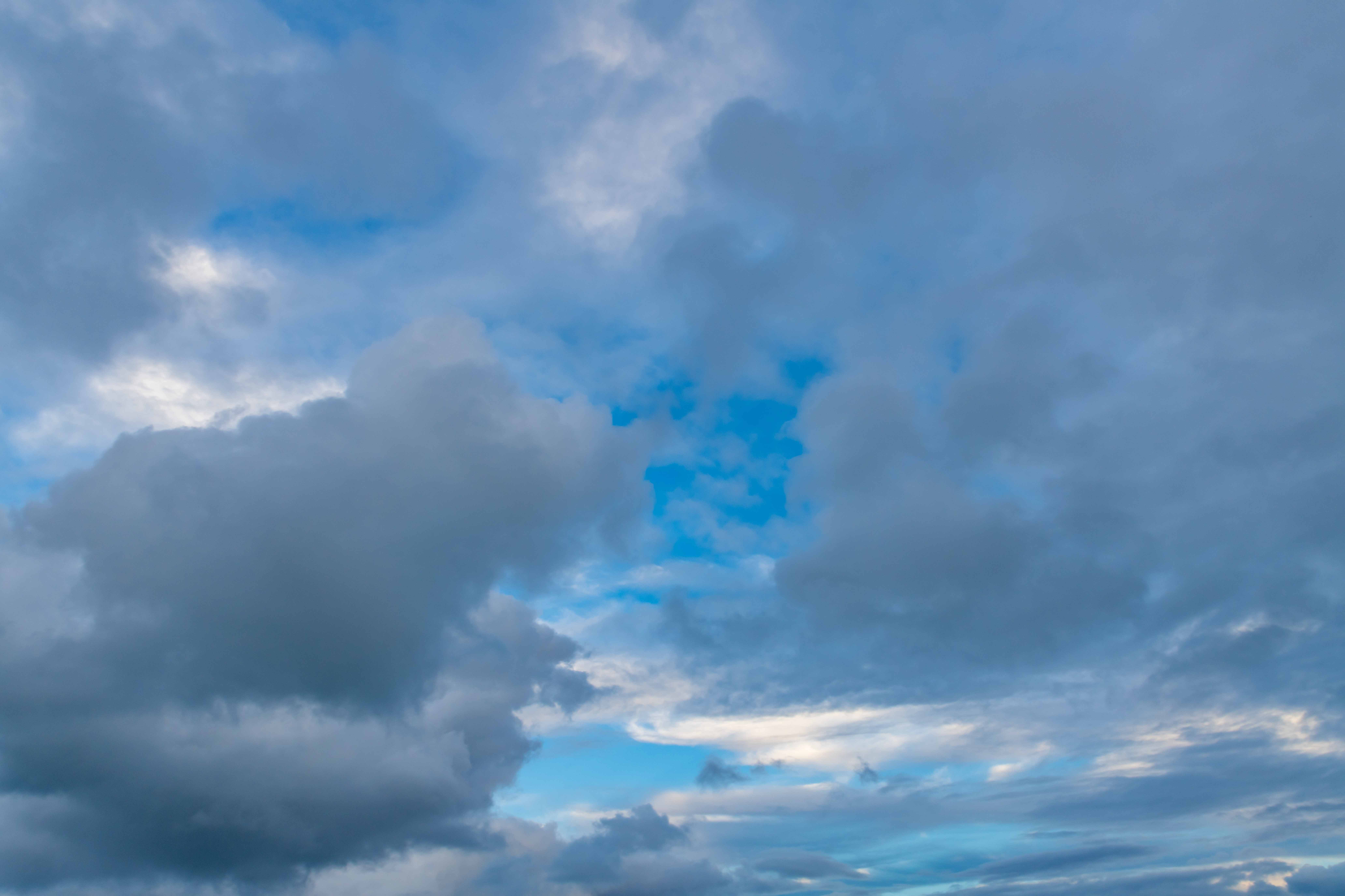 Sapphire Breeze Skies for your photographs(54)