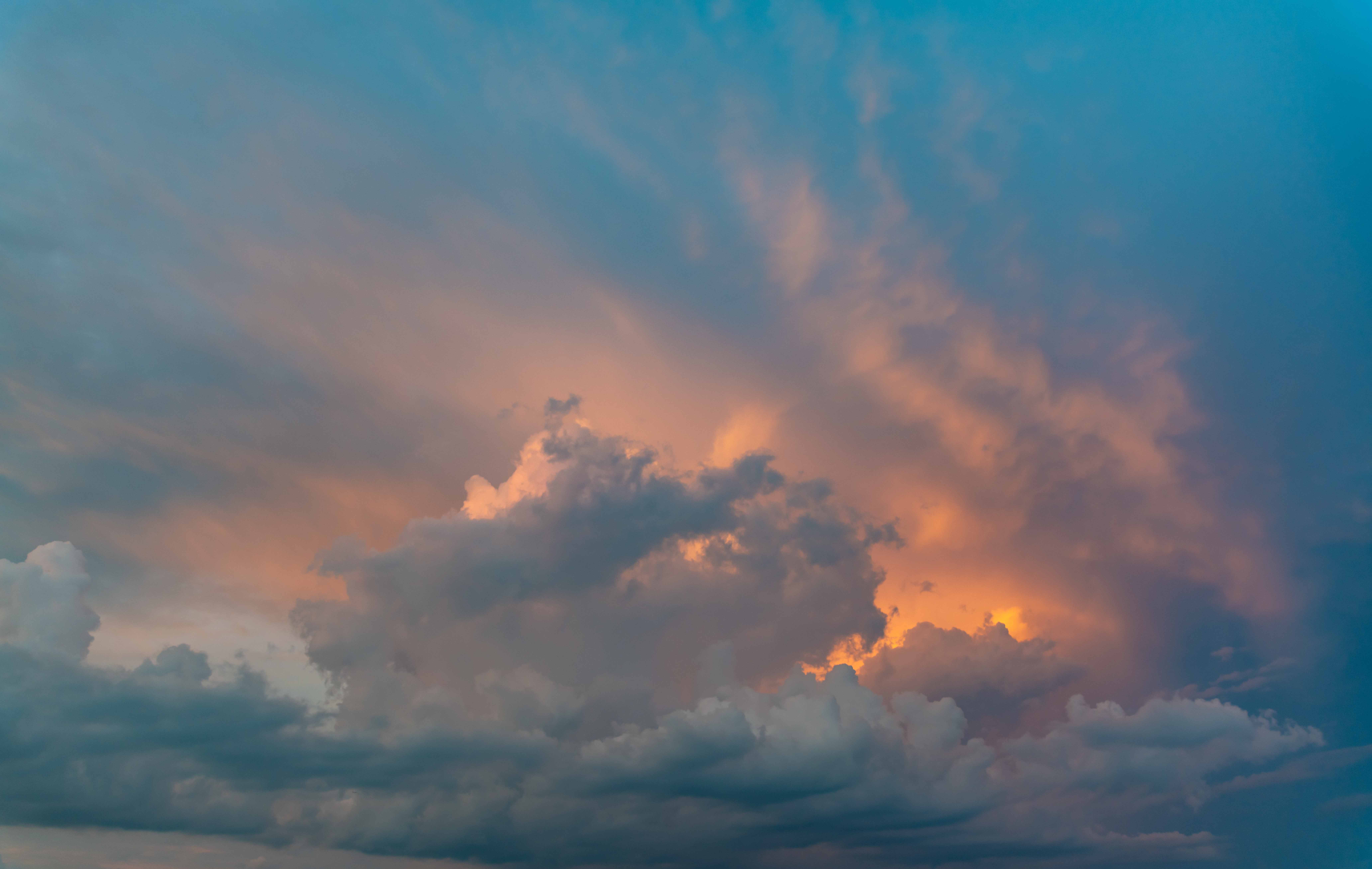 Sapphire Breeze Skies for your photographs(61)