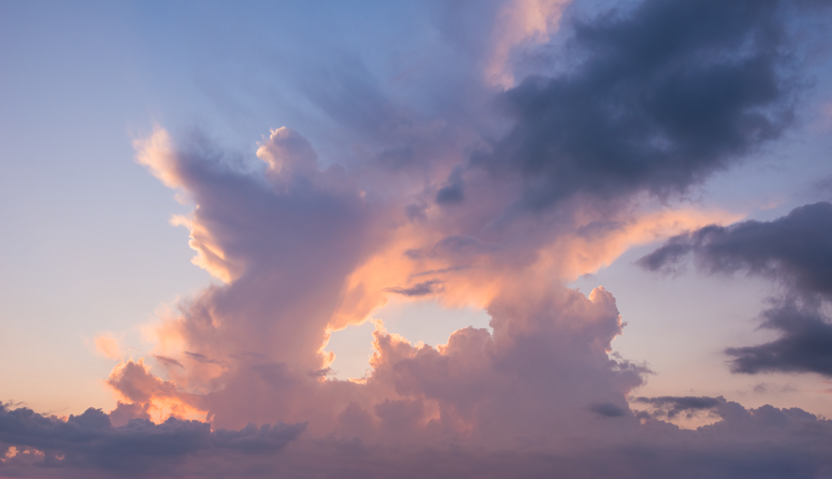 Tender Blushing Skies | Luminar Marketplace(69)