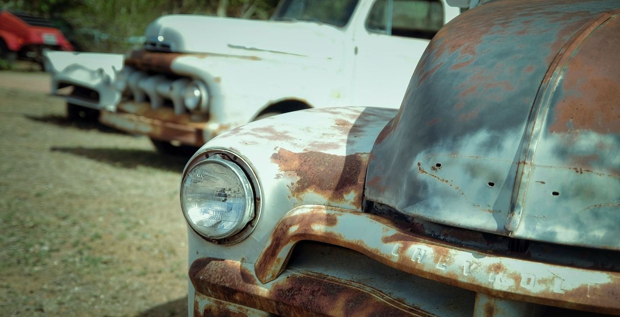 Rusty Cars Presets for Luminar | Marketplace(46)