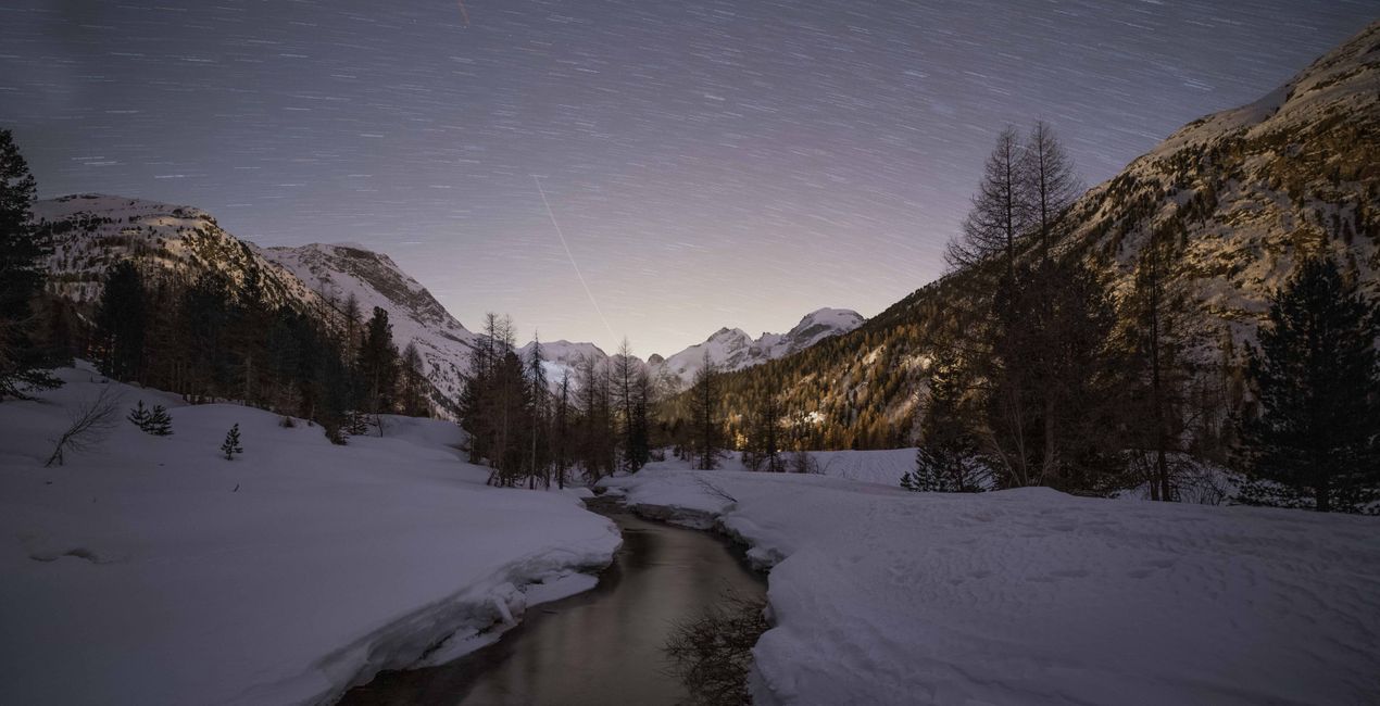 Galactic Starlight Skies for your photographs(39)