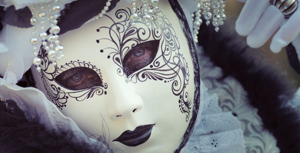 Masked Emotions Presets for Luminar | Marketplace(40)
