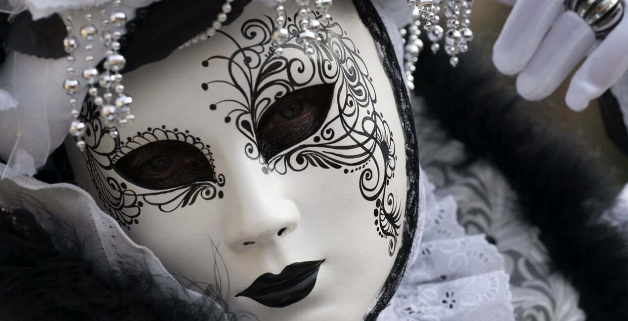 Masked Emotions Presets for Luminar | Marketplace(39)