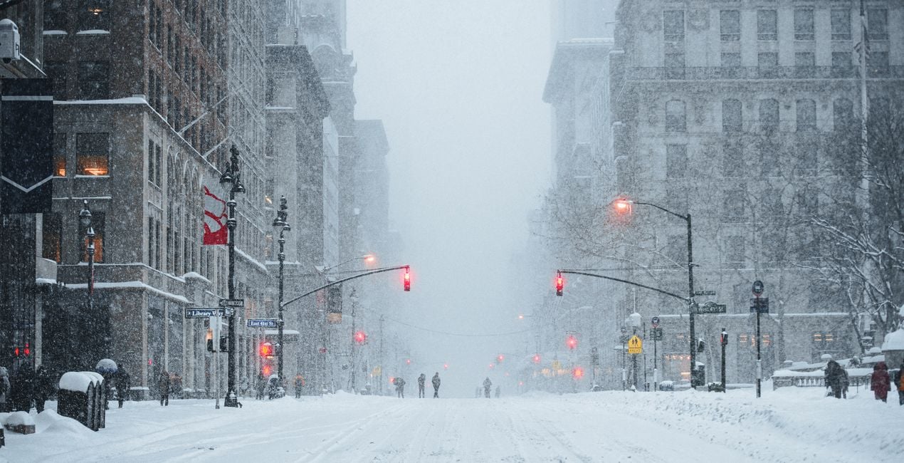 Frozen Streets Presets for Luminar | Marketplace(40)