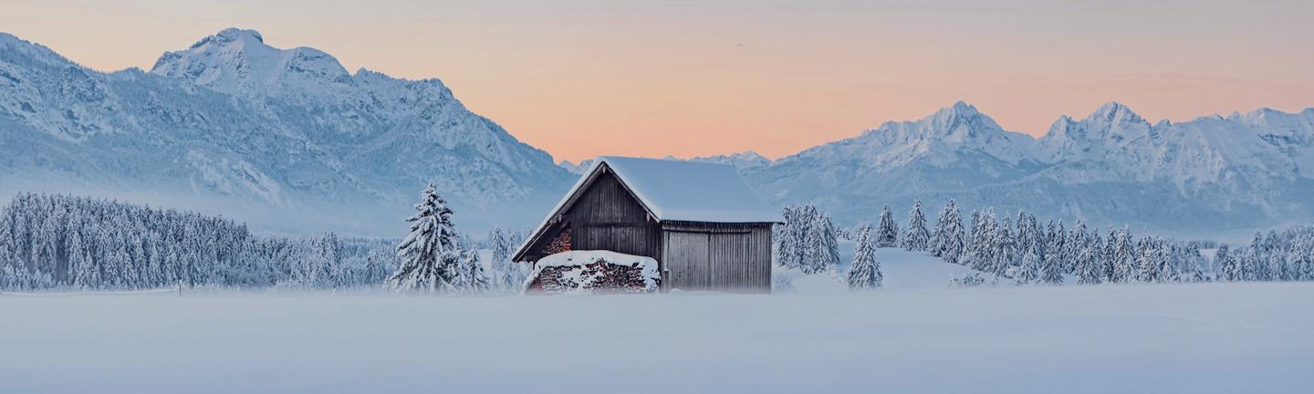 Winter Cottage Mood — slide 2