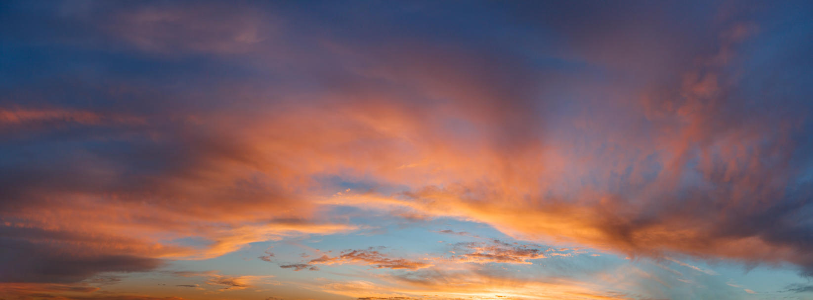 Day of Creation | Luminar Marketplace(56)